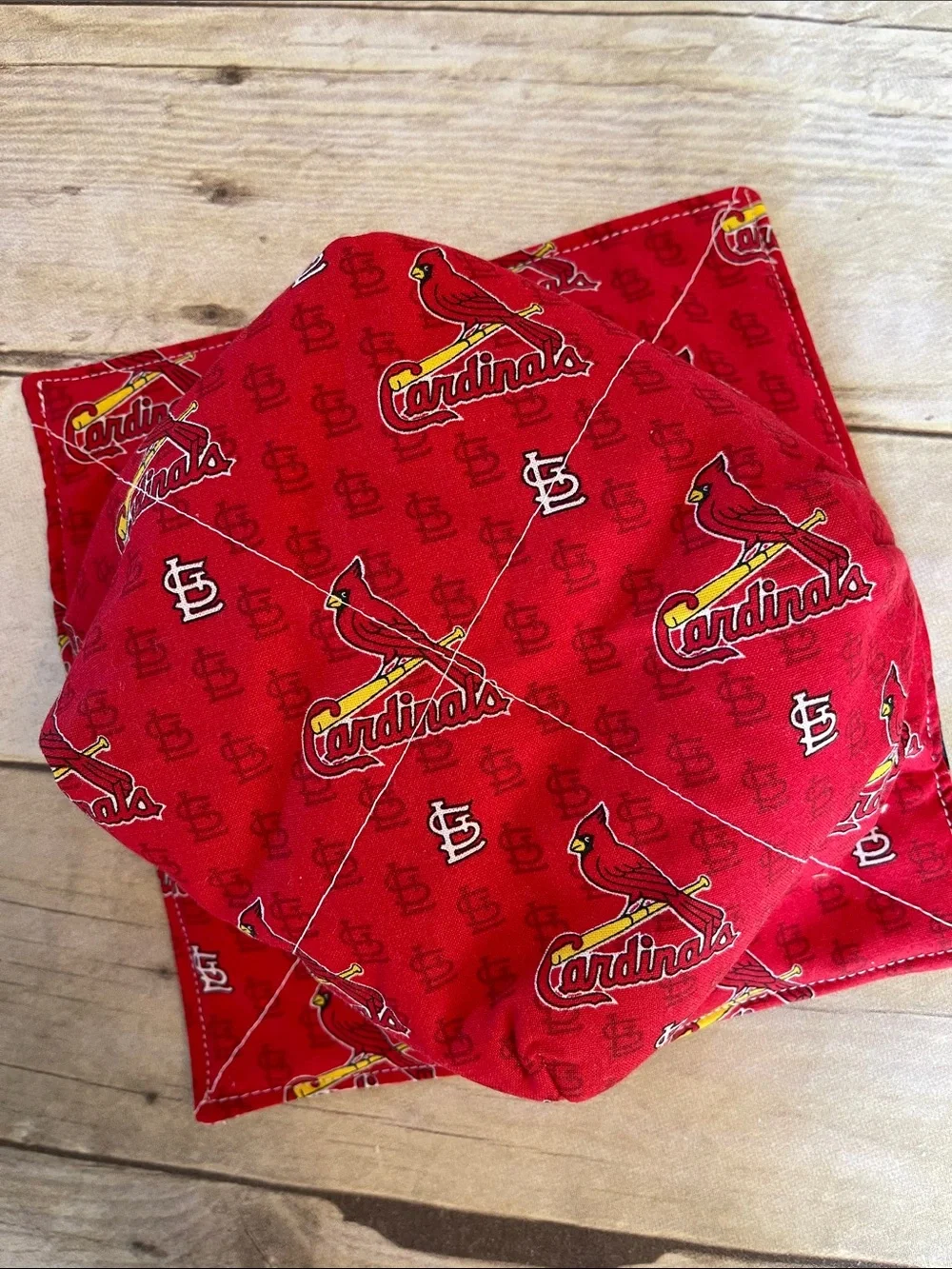 Micro/Ice Cream Bowl Cozy Reversible Fabric Bowl MLB Cardinals
